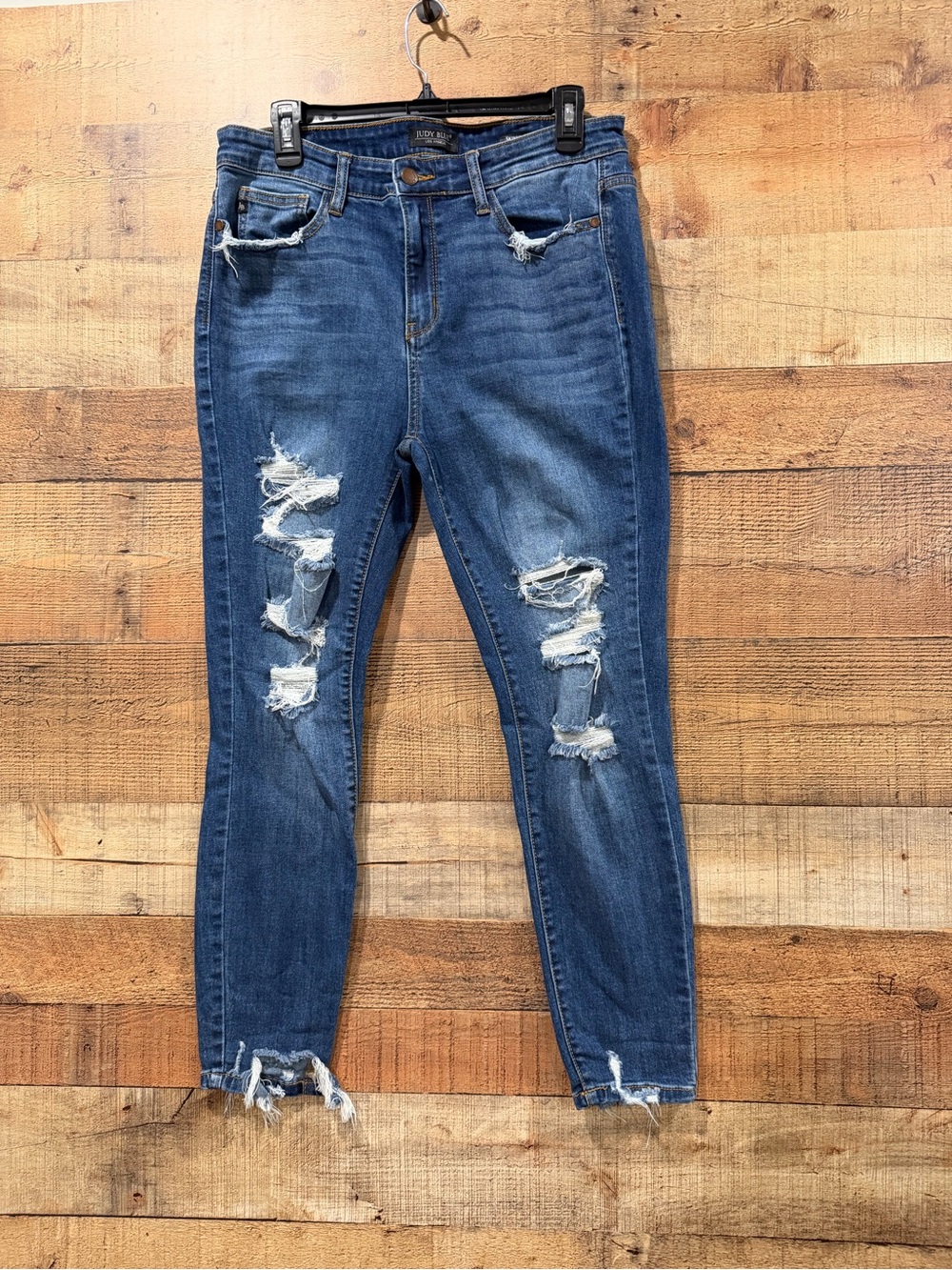 Judy Blue Medium Blue Stretchy Distressed Skinny Jeans Size 13/31